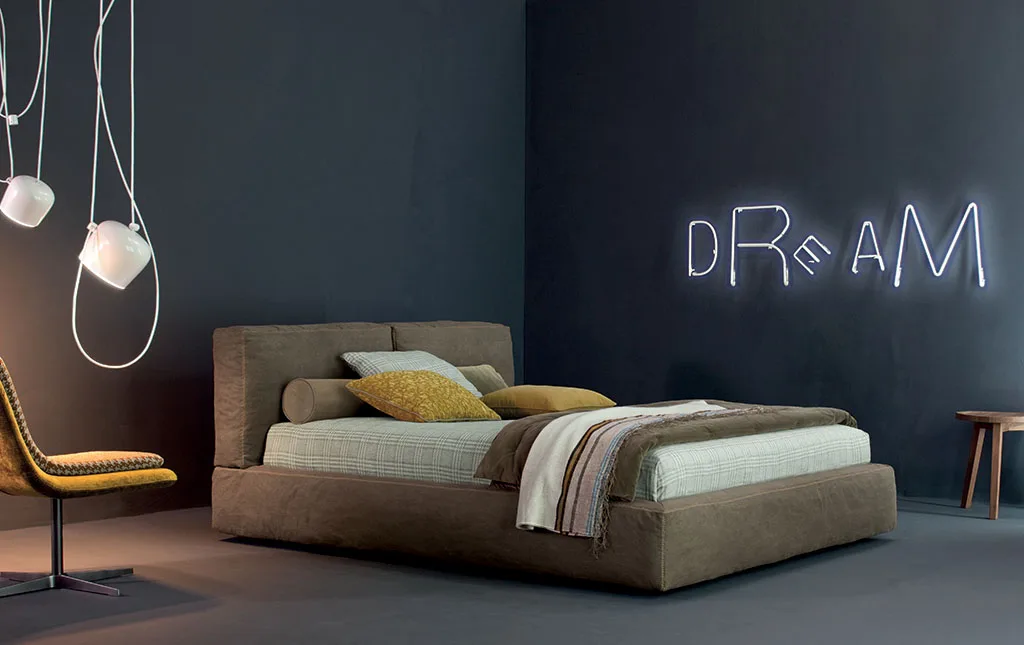 Academy_Piuma_punto_cavallo_01 betten-twils-bett academy piuma.jpg