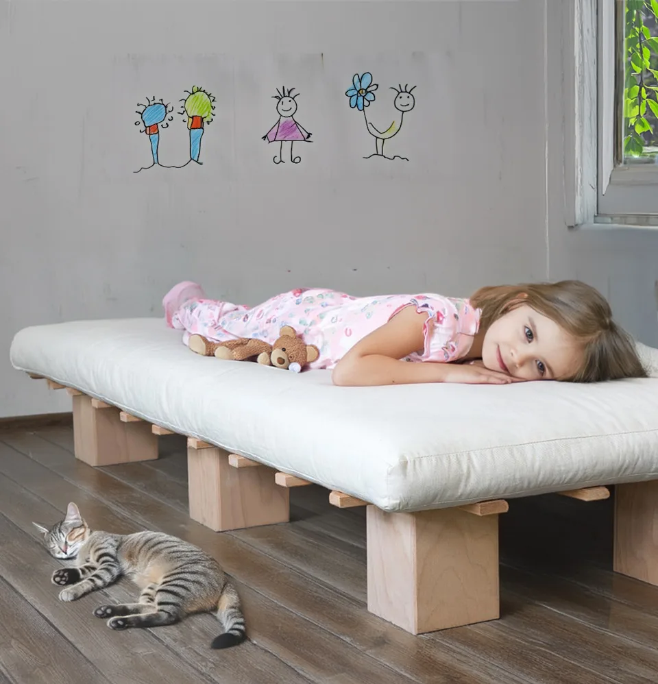 Girl_Futon_Blog girl_futon_blog