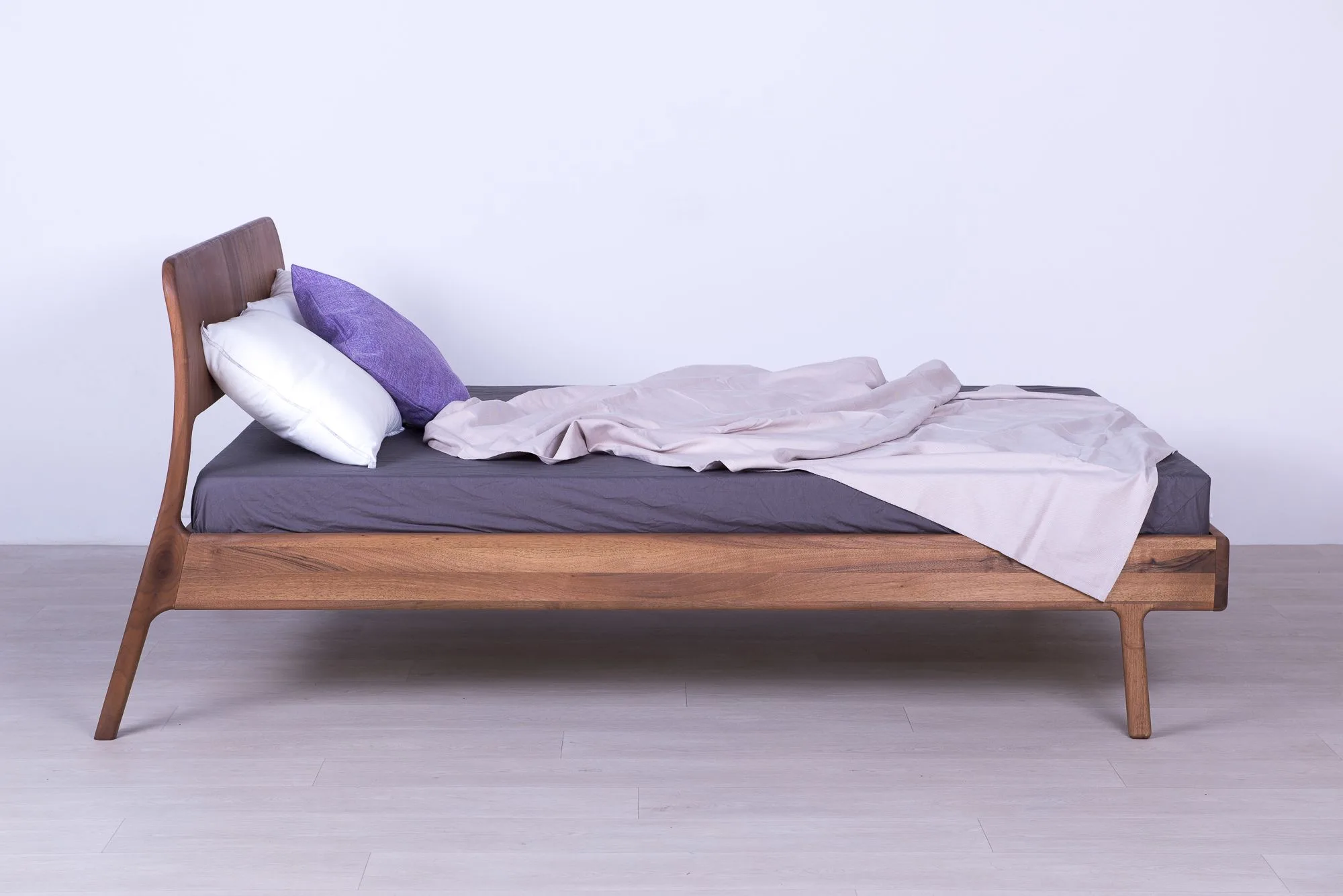 Rast Design Massivholzbett Aristeo